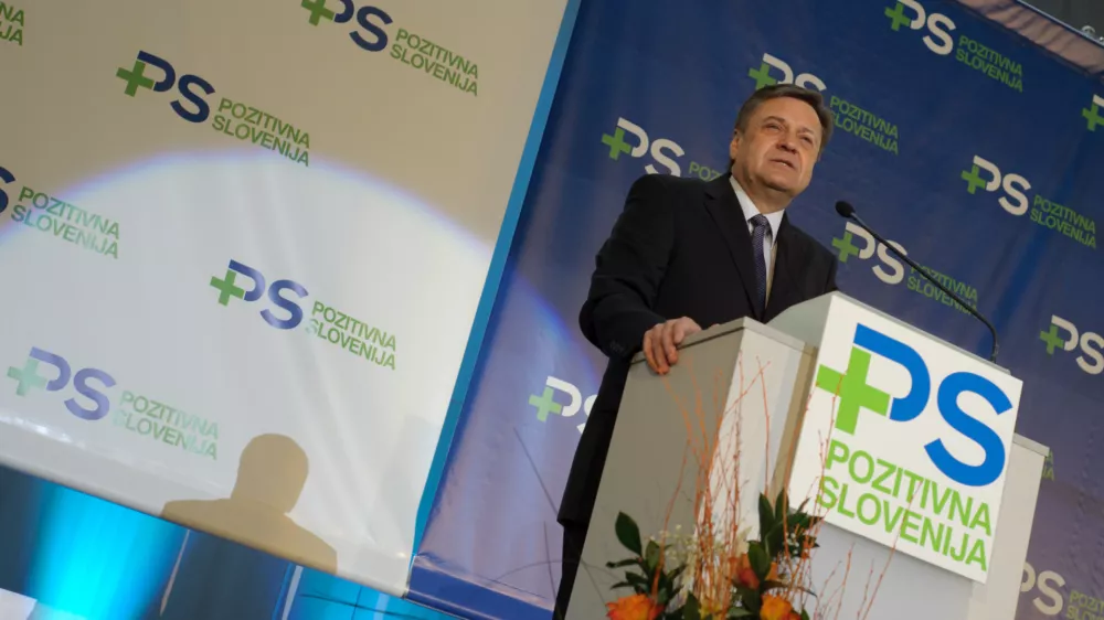 predsednik PS Zoran Jankovič- Kongres stranke Pozitivna Slovenija//FOTO: TOMAŽ ZAJELŠNIK