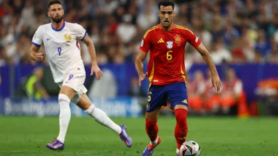 Soccer Football - Euro 2024 - Semi Final - Spain v France - Munich Football Arena, Munich, Germany - July 9, 2024 Spain's Mikel Merino in action REUTERS/Leonhard Simon