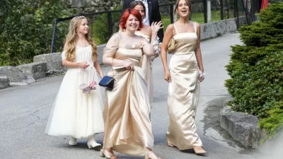 The daughters of Norway's Princess Martha Louise, Maud Angelica Behn, Emma Tallulah Behn and Leah Isadora Behn, in Geiranger, Norway, Saturday Aug. 31, 2024, during the wedding of Princess Martha Louise and Durek Verrett. (Cornelius Poppe/NTB via AP)