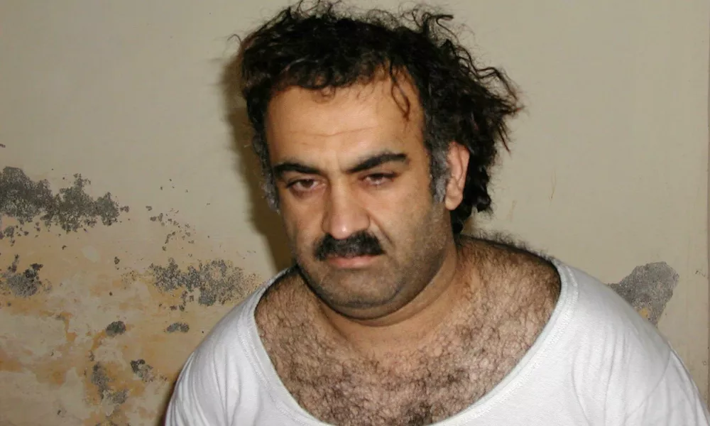 Khalid Shaikh Mohammed, ki naj bi logistično načrtoval napade na New York oziroma ZDA, po prijetju leta 2003 v Pakistanu / Foto: Wikipedija / Foto: Wikipedija