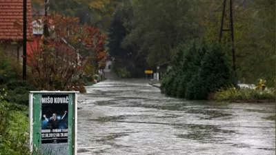 ﻿- Poplave 2012 - reka Drava prestopila bregove zaradi dviga zapornic na avstrijski strani //FOTO: Jaka Gasar