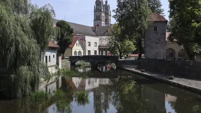 Ogled župnijske cerkve svetega Štefana je lahko ena od točk kulturne poti po Ribnici. / Foto: Jaka Gasar