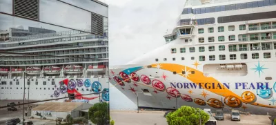 Norwegian Pearl – tisoča potniška ladjo, ki je priplula v Koper od začetka potniškega ladijskega turizma leta 2005. 