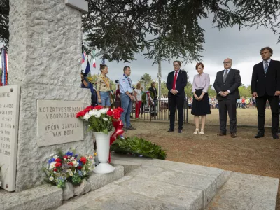 Italija, Bazovica.Osrednja slovesnost v spomin na leta 1930 ustreljene stiri bazoviske junake.