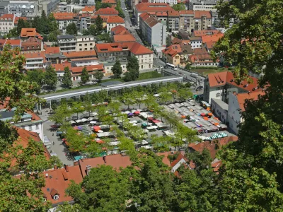 Zavod za varstvo kulturne dediščine Slovenije je Mestni občini Ljubljana že dvakrat izdal negativno kulturnovarstveno mnenje. Foto: Bojan Velikonja 