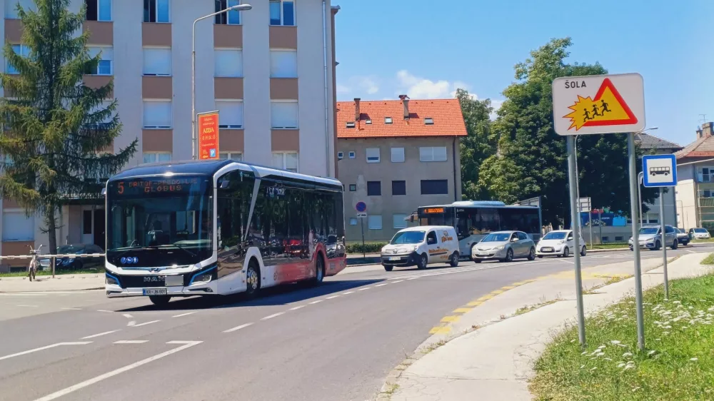 Kranj avtobus arriva