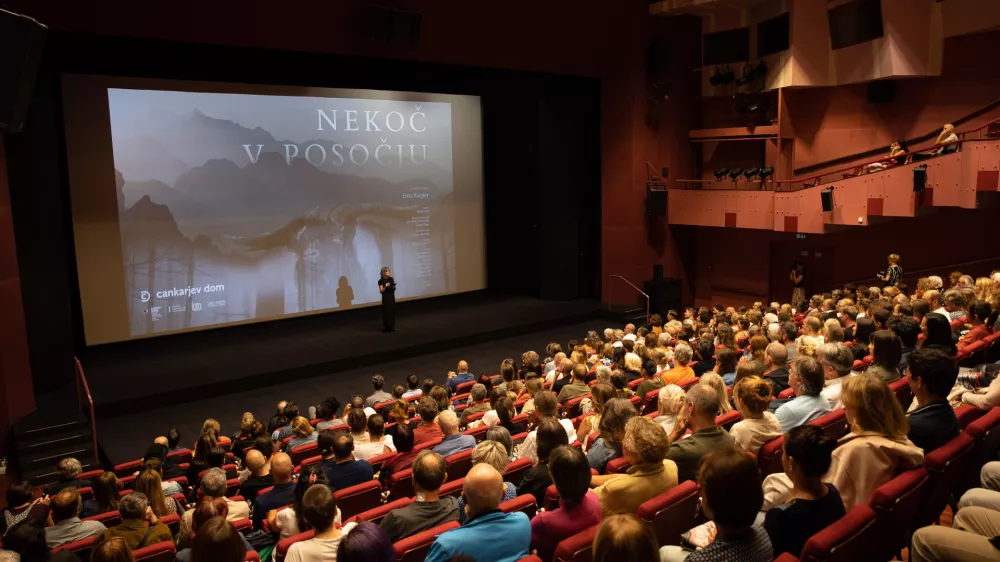 Ljubljana, Cankarjev dom.Premiera filma Nekoc v Posocju reziserke Eme Kugler.