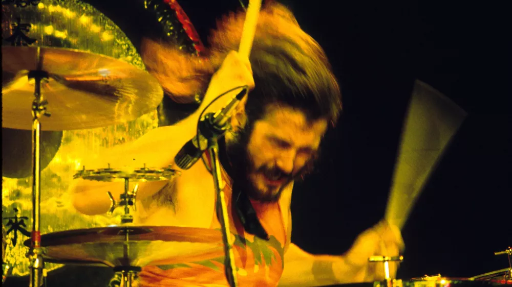 John Bonham of Led Zeppelin at the Inglewood Forum in Los Angeles, California (Photo by Jeffrey Mayer/WireImage) / Foto: Jeffrey Mayer