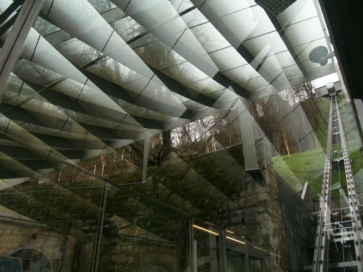 Nagrado patinasti svinčnik 2024 je prejel arhitekturni projekt Vzpenjača na Ljubljanski grad (avtorji Miha Kerin, Majda Kregar, Edo Ravnikar ml.). Foto: arhiv ZAPS