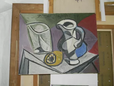 The artwork "Verre et Pichet" by Pablo Picasso is seen in this undated handout photograph released by the Serbian Police, in Belgrade. Police in Serbia have recovered two paintings by Pablo Picasso stolen in 2008 from a gallery in Switzerland. Serbia's Interior Minister Ivica Dacic told reporters the paintings -- "Tete de Cheval (Horse's Head)'' and "Verre et Pichet (Glass and Pitcher)'' -- were found in Belgrade. The paintings, worth millions of dollars, were snatched from a gallery in the Swiss town of Pfaeffikon, near Zurich. REUTERS/Serbia's Police/Handout (SERBIA - Tags: CRIME LAW SOCIETY) FOR EDITORIAL USE ONLY. NOT FOR SALE FOR MARKETING OR ADVERTISING CAMPAIGNS. THIS IMAGE HAS BEEN SUPPLIED BY A THIRD PARTY. IT IS DISTRIBUTED, EXACTLY AS RECEIVED BY REUTERS, AS A SERVICE TO CLIENTS