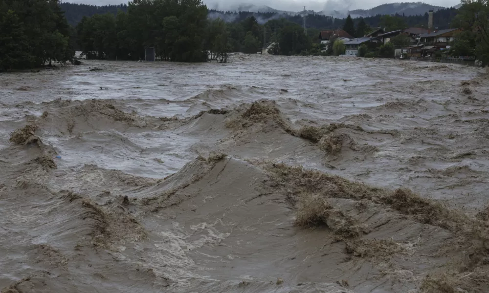 Tacen- 04.08.2023 – Poplave v Sloveniji - močno deževje, narasle reke, vremenske spremembe //FOTO: Jaka Gasar