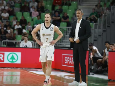 Jurica Golemac in Klemen Prepelič29.09.2024 - Košarka Cedevita Olimpija - Dubaj v drugem krog regionalne liga ABA.FOTO: LUKA CJUHA