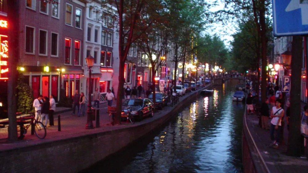 red light district amsterdam