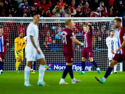 Soccer Football - UEFA Nations League - Group G - Norway v Slovenia - Ullevaal Stadion, Oslo, Norway - October 10, 2024 Norway's Erling Braut Haaland celebrates scoring their third goal Fredrik Varfjell/NTB via REUTERS  ATTENTION EDITORS - THIS IMAGE WAS PROVIDED BY A THIRD PARTY. NORWAY OUT. NO COMMERCIAL OR EDITORIAL SALES IN NORWAY.