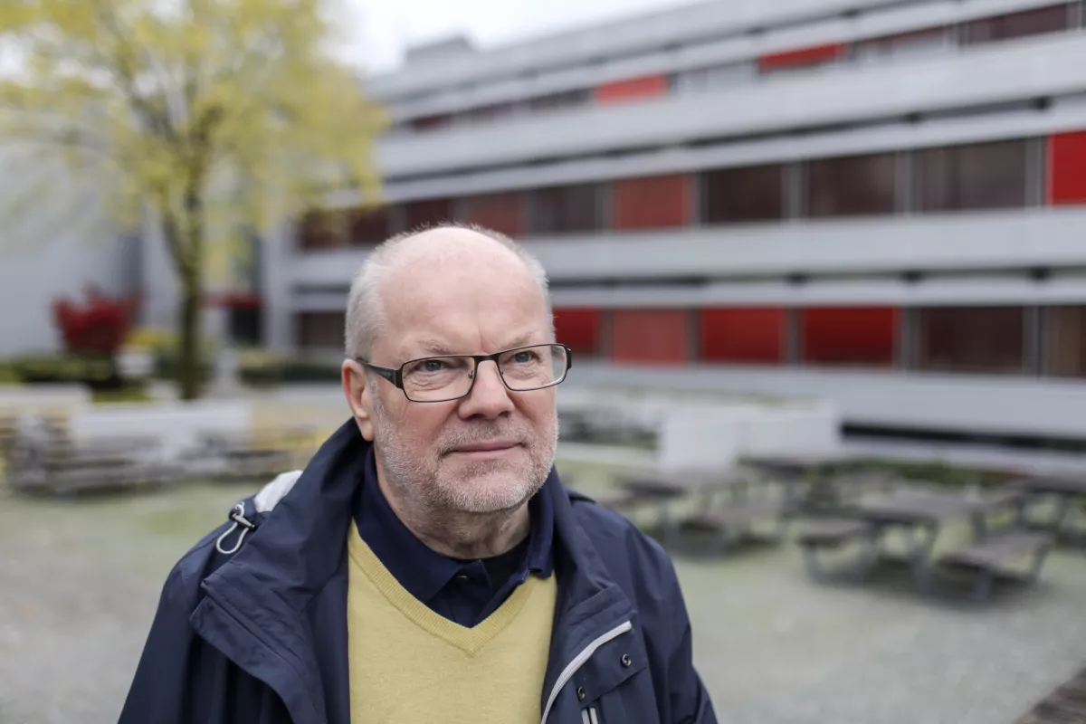 - 14.11.2019 - red. prof. dr. Maks Tajnikar, ekonomist in politik - redni profesor na ekonomski fakulteti v Ljubljani, nekdanji predsednik upravnega odbora in nadzornik Adrie Airways, nekdanji minister za malo gospodarstvo in minister za gospodarske dejavnosti v dveh vladah dr. Janeza Drnov?ka.  FOTO: Jaka GasarOPOMBA ? INTERVJU ZA OBJEKTIV 2019