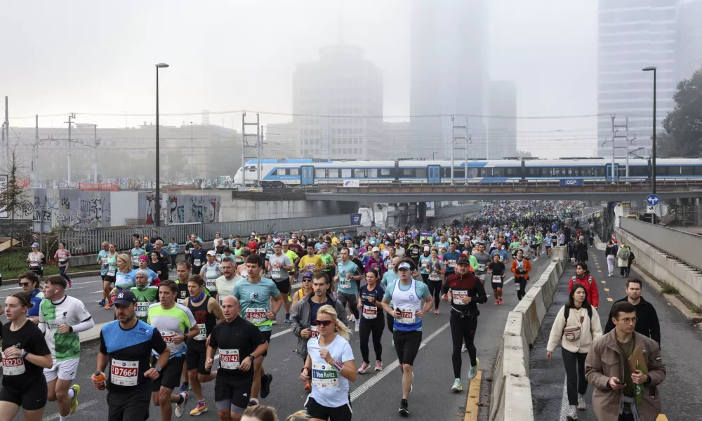 - 20.10.2024 - 28. Ljubljanski maraton - 24 tisoč tekačev - največji športno-rekreativni dogodek v državi //FOTO: Jaka Gasar