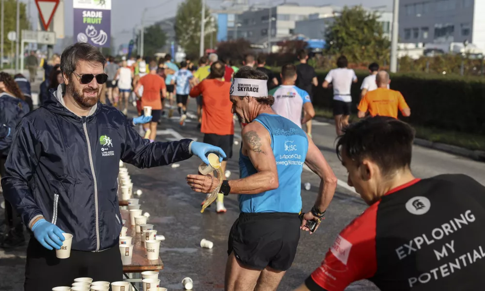 - 20.10.2024 - 28. Ljubljanski maraton - 24 tisoč tekačev - največji športno-rekreativni dogodek v državi //FOTO: Jaka Gasar