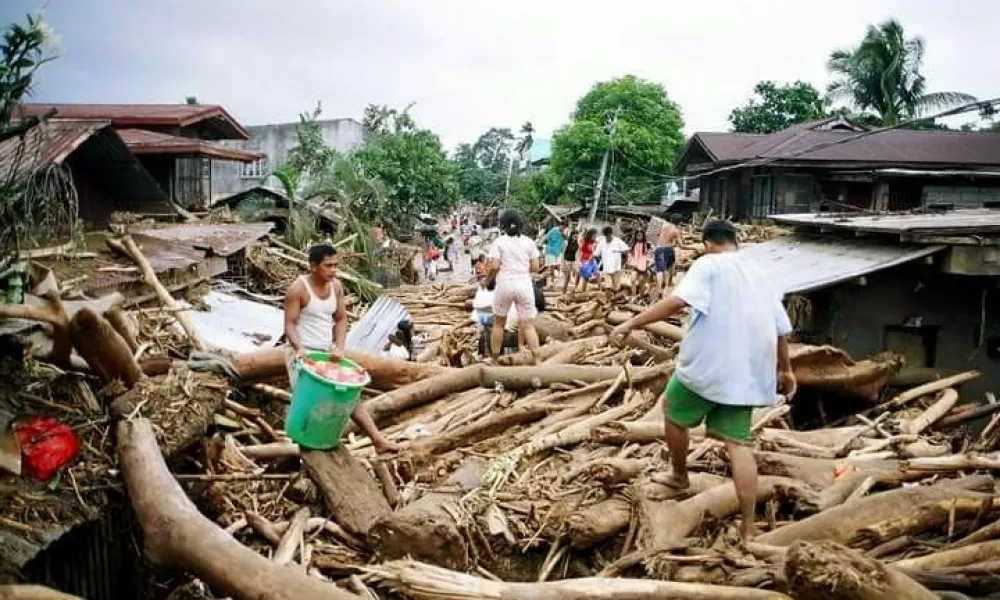 typhoon winnie