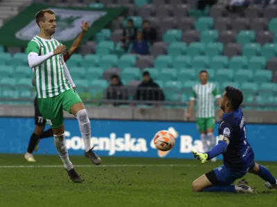 Mustafa Nukič (levo), Jan Koprivec- 01.10.2022 – nogomet - Olimpija: CB24 Tabor Sežana, Prva liga Telemacha, 11. krog: //FOTO: Luka Cjuha