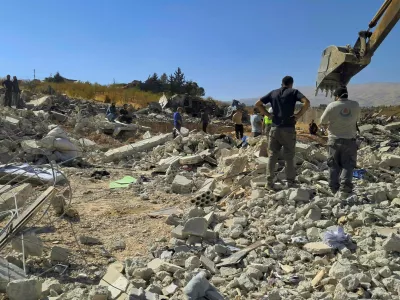 Rescuers work at a site damaged in the aftermath of Israeli strike in Taraya, in Lebanon's Bekaa Valley, October 29, 2024. REUTERS/Maher Abou Taleb