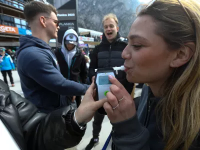  Alkotest pihanje23.03.2024 - Finale svetovnega pokala v smučarskih skokih, ekipna tekma - sobota - Planica 2024 - FOTO: Luka Cjuha