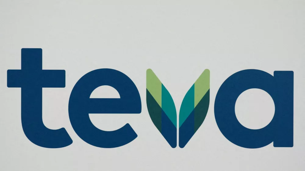 FILE PHOTO: FILE PHOTO: The logo of Teva Pharmaceutical Industries is seen in Tel Aviv, Israel February 19, 2019. REUTERS/Amir Cohen/File Photo/File Photo