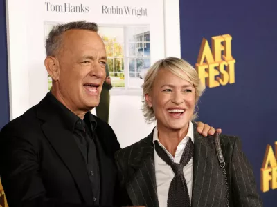 FILE PHOTO: Cast members Tom Hanks and Robin Wright attend a premiere for the film 'Here' during AFI Fest at TCL Chinese theatre in Los Angeles, California, U.S., October 25, 2024. REUTERS/Mario Anzuoni/File Photo