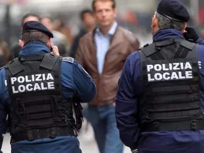 simbolična fotka italija policija