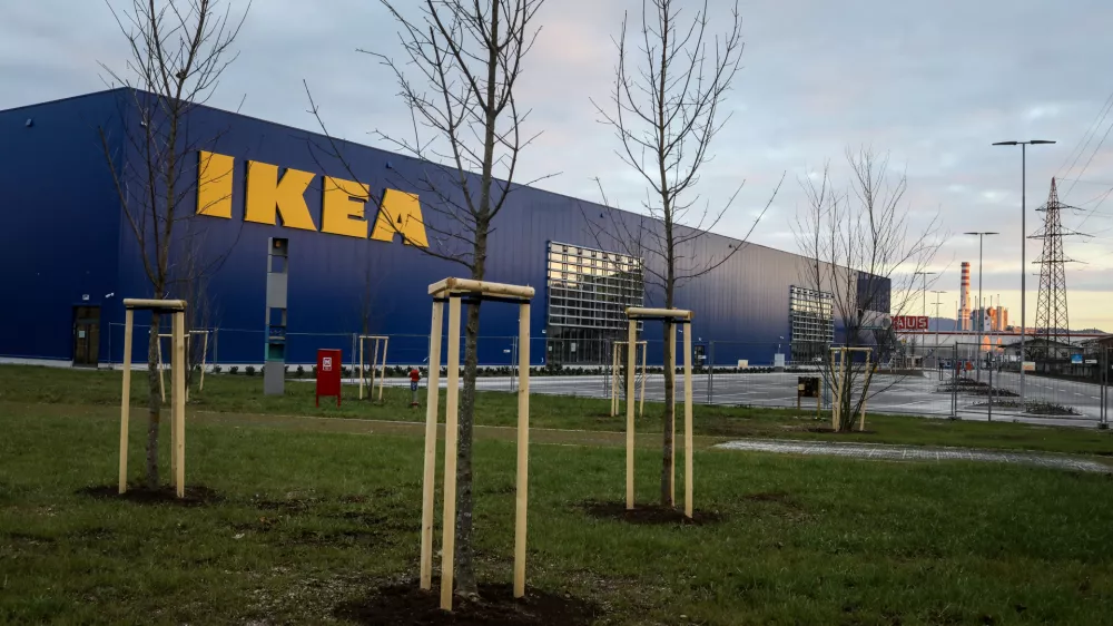 ﻿- 30.11.2020 - gradnja - gradbišče Trgovski center IKEA Ljubljana – švedski pohištveni trgovec v ljubljanskem nakupovalnem središču BTC – //FOTO: Luka Cjuha.