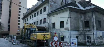 Začetek rušenja, hotel Pošta, Jesenice