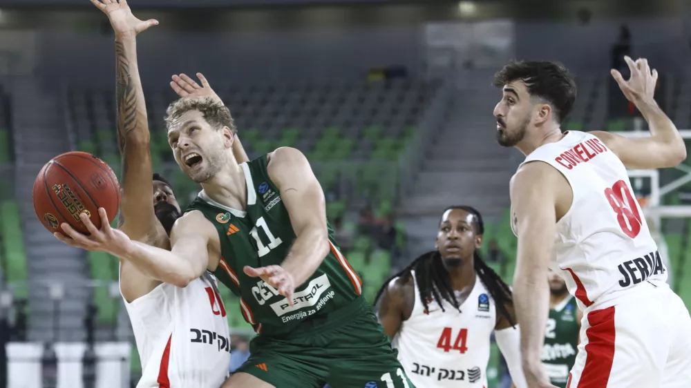 Jaka Blažič30.10.2024 - Košarka evropski pokal - Cedevita Olimpija - HapoelFOTO: LUKA CJUHA