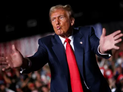 FILE PHOTO: Republican presidential nominee and former U.S. President Donald Trump reacts during a rally in Greensboro, North Carolina, U.S. October 22, 2024. REUTERS/Carlos Barria/File Photo / Foto: Carlos Barria