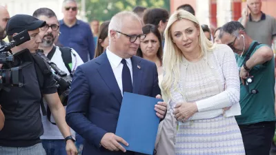 07, June, 2024, Belgrade - The new Chinese high-speed train - the Soko electric train of the CRRC company - was presented at the Zemun Technical Passenger Station. Goran Vesic, Jelena Tanaskovic. Photo: Antonio Ahel/ATAImages07, jun, 2024, Beograd - U Tehnicko-putnickoj stanici Zemun predstavljen je novi kineski brzi voz - elektromotorni voz Soko kompanije CRRC. Photo: Antonio Ahel/ATAImages Photo: Antonio Ahel/ATAImages/PIXSELL