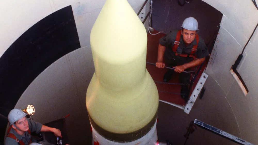 U.S. Air Force technicians perform an electrical check on an LGM-30F Minuteman III intercontinental ballistic missile in its silo at Whiteman Air Force Base, Missouri in this January 1, 1980 file photo. U.S. and Russian negotiators held a "productive" initial round of talks in Rome aimed at securing a new treaty to curb nuclear weapons, they said on April 24, 2009, ahead of fully-fledged negotiations in the United States in May.  REUTERS/Tech. Sgt. Bob Wickley/USAF/Handout/Files (USA CONFLICT MILITARY POLITICS) FOR EDITORIAL USE ONLY. NOT FOR SALE FOR MARKETING OR ADVERTISING CAMPAIGNS