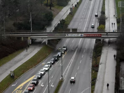 Celovška cesta//FOTO: Bojan VelikonjaOPOMBA: ZA OBJAVO V ČASOPISU DNEVNIK