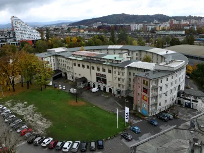 ﻿Na ministrstvu za visoko šolstvo, znanost in inovacije nameravajo od mestne občine Ljubljana odkupiti študentski dom Akademski kolegij, ki ima prostore v delu Baragovega semenišča. Foto: Tomaž Skale 