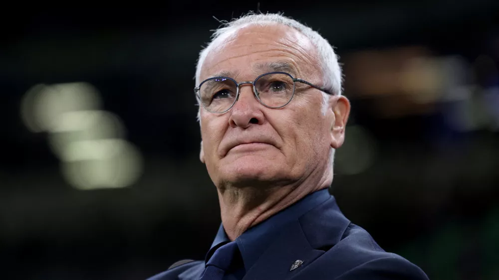 FILE PHOTO: Soccer Football - Serie A - Inter Milan v Cagliari - San Siro, Milan, Italy - April 14, 2024 Cagliari coach Claudio Ranieri REUTERS/Claudia Greco/File Photo