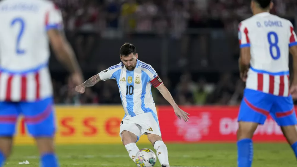 Argentina's Lionel Messi controls the ball during a qualifying soccer match for the FIFA World Cup 2026 against Paraguay in Asuncion, Paraguay, Thursday, Nov. 14, 2024. (AP Photo/Jorge Saenz)