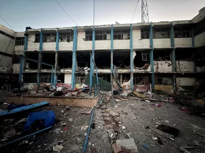 A view shows the damage at a school sheltering displaced people, after it was hit by an Israeli strike, amid Israel-Hamas conflict, at Beach camp in Gaza City November 16, 2024. REUTERS/Ayman Al Hassi