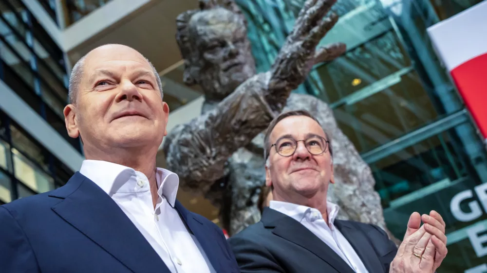 25 November 2024, Berlin: German Chancellor Olaf Scholz (L-R) stands with Boris Pistorius German Minister of Defense, at a press conference in the Willy Brandt House. Germany's centre-left Social Democratic Party (SPD) Executive Committee had previously nominated Federal Chancellor Olaf Scholz as the SPD's candidate for Chancellor in the early elections to the German Bundestag in 2025. Photo: Michael Kappeler/dpa