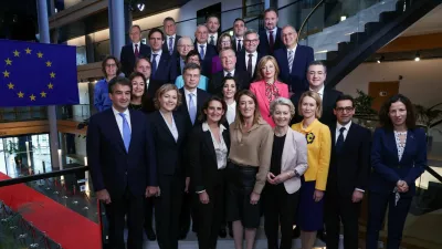 European Commission President Ursula von der Leyen and European Parliament President Roberta Metsola pose for a group photo with incoming European Commissioners, following the parliament's vote to approve the new European Commission, in Strasbourg, France November 27, 2024. REUTERS/Yves Herman