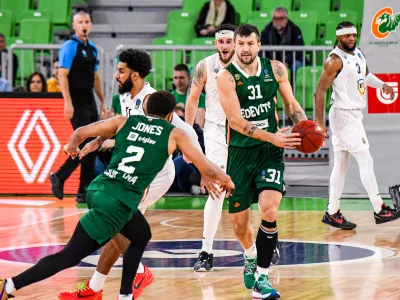 Andrija Stipanović, DeVante Jones, Cedevita Olimpija