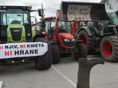 Ig, Ljubljansko barje, kmetje, protest. Foto: Tatjana Pihlar 