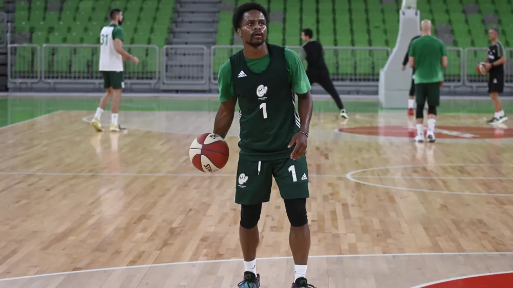 Yogi Ferell<br><br>- 26.09.2022 – Košarkarski klub KK Cedevita Olimpija - trening pred začetkom priprav na novo sezono v regionalni ligi ABA<br><br> <br><br>//FOTO: Nik Erik Neubauer