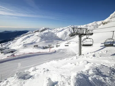 ﻿- sedežnica -- 05.12.2019 – Smučišče KANIN Sella Nevea – priprave na otvoritev zimske sezone - najvišje smučišče v Sloveniji (2.293 m) //FOTO: Matjaž Rušt