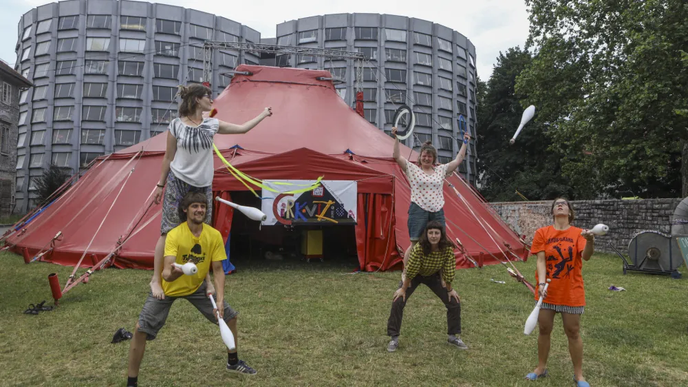 27.06.2023 - cirkuški festival v Ljubljani - Cirkovizija 23.6 do 7.7. 2023 na Ambroževem trguFoto: Luka Cjuha