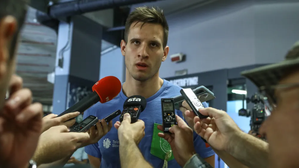 Jan Kozamernik- 06.09.2022 - slovenska moška odbojkarska reprezentanca - medijski termin pred tekmo proti Ukrajini v četrtfinalu svetovnega prvenstva v odbojki - odbojka //FOTO: Luka Cjuha