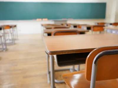 ﻿School classroom with blackboard