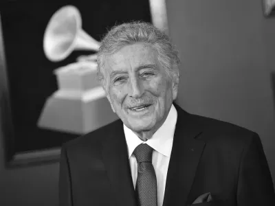 FILE - Tony Bennett arrives at the 60th annual Grammy Awards at Madison Square Garden on Sunday, Jan. 28, 2018, in New York. Bennett, the eminent and timeless stylist whose devotion to classic American songs and knack for creating new standards such as "I Left My Heart In San Francisco" graced a decadeslong career that brought him admirers from Frank Sinatra to Lady Gaga, died Friday, July 21, 2023. He was 96. (Photo by Evan Agostini/Invision/AP, File)