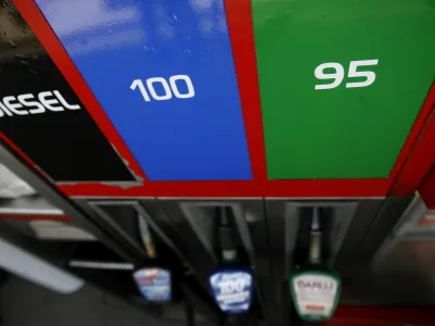 Počivališče Lom - bencinski servis Petrol - ilustrativna fotografija - črpalka - gorivo - diesel - dizel - Euro super - bencin<br> //FOTO; Matej Povše